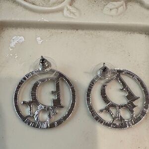 Silver Circle 'D' Logo Earrings - Silver